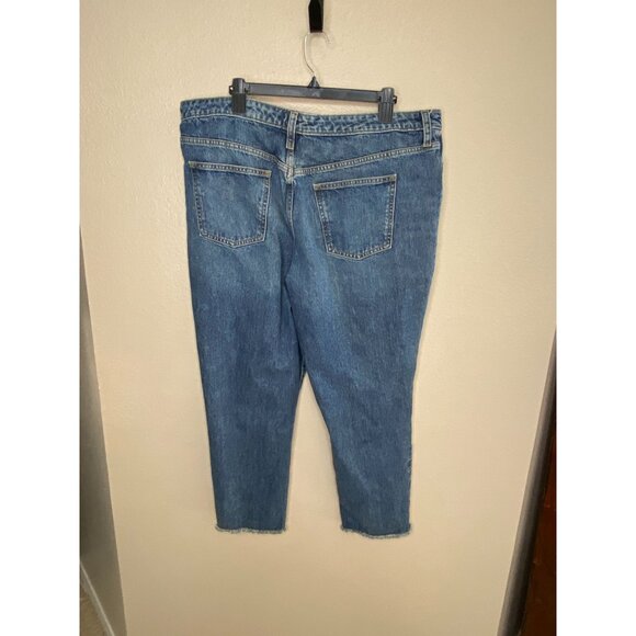 Universal Thread Womens High Rise Straight Leg Jeans 18/34R Medium Wash Casual - Picture 3 of 8